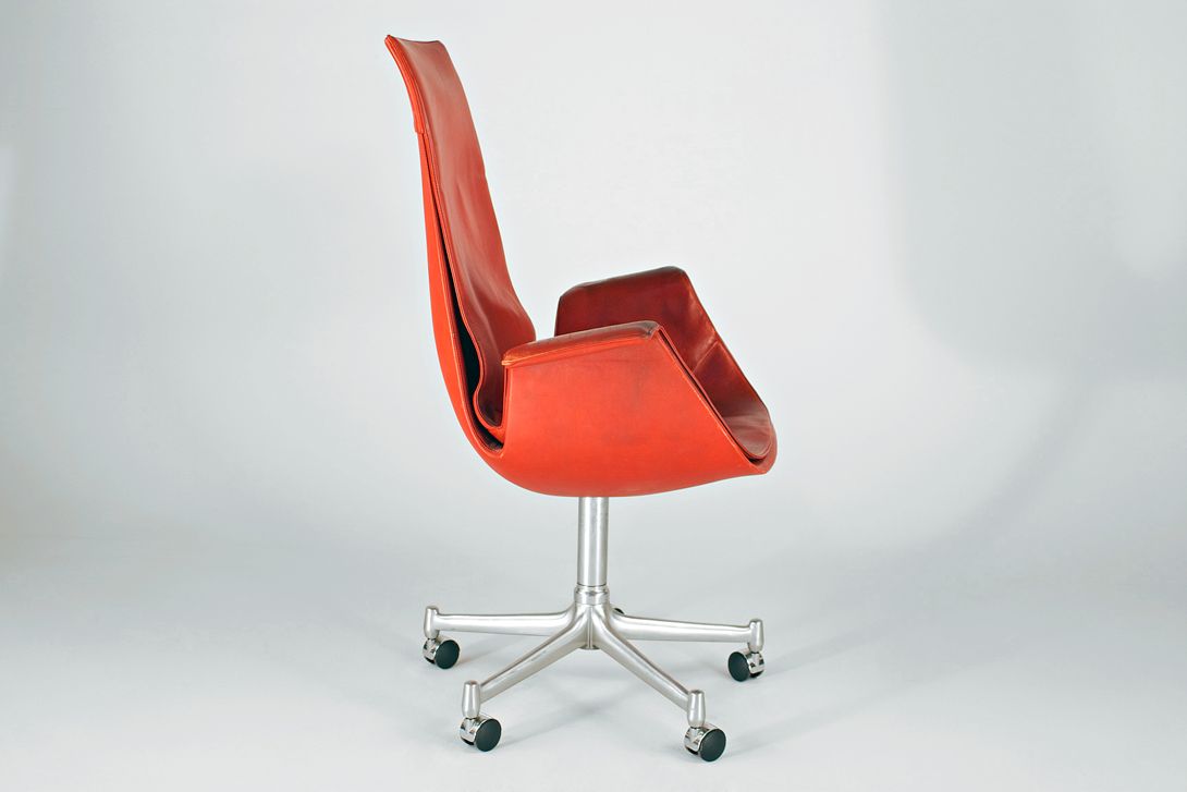 Foto Fabricius + Kastholm Red FK Tulip Chair
