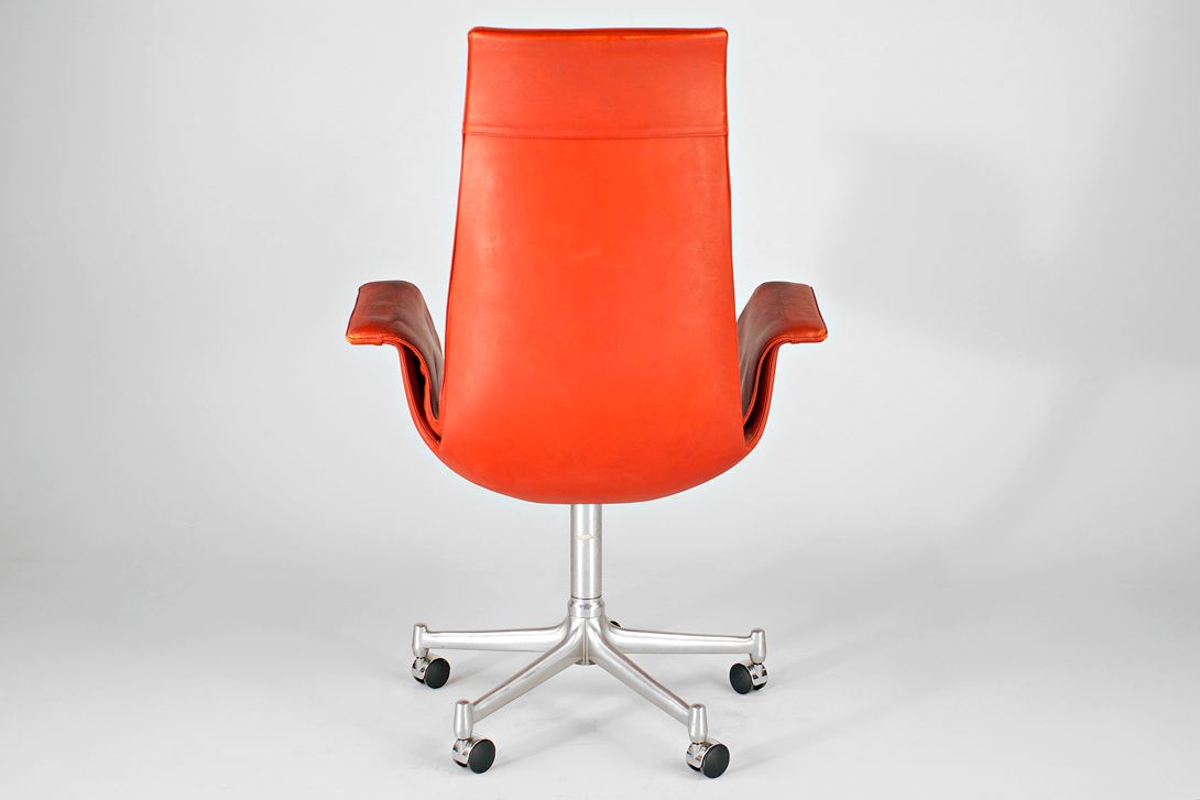 Foto Fabricius + Kastholm Red FK Tulip Chair