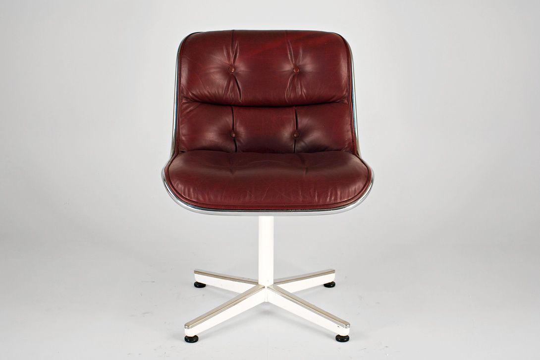 Foto Maroon Brown Leather Pollock Executive Chair with White Shell and Chrome-White Four-Pointed Swivel Base