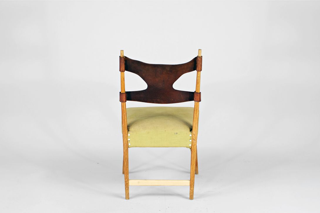 Foto Ulm School Design Chair with Leather Backrest 1954