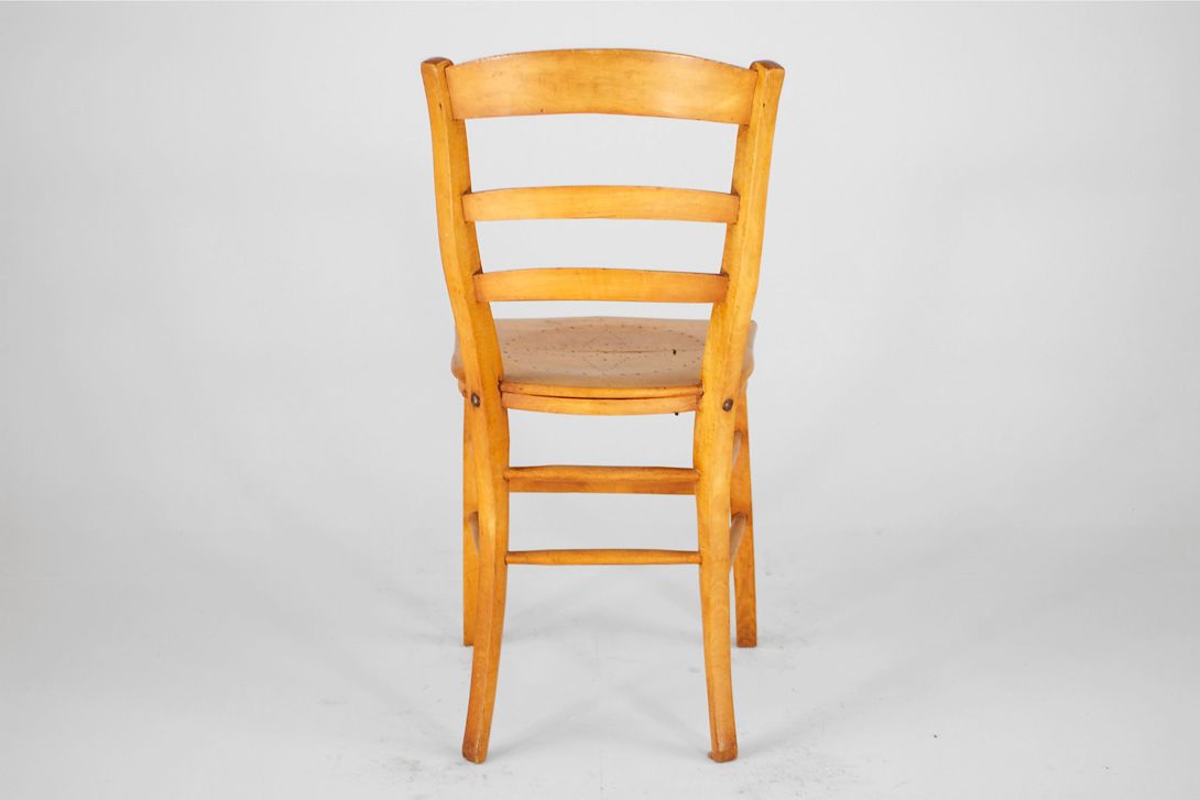Foto Rustic Wooden Kitchen Chair