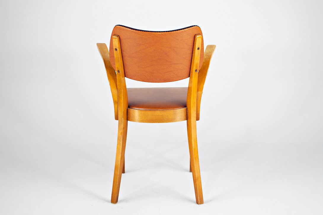 Foto Paul Bode Style Wooden Chair with Armrest