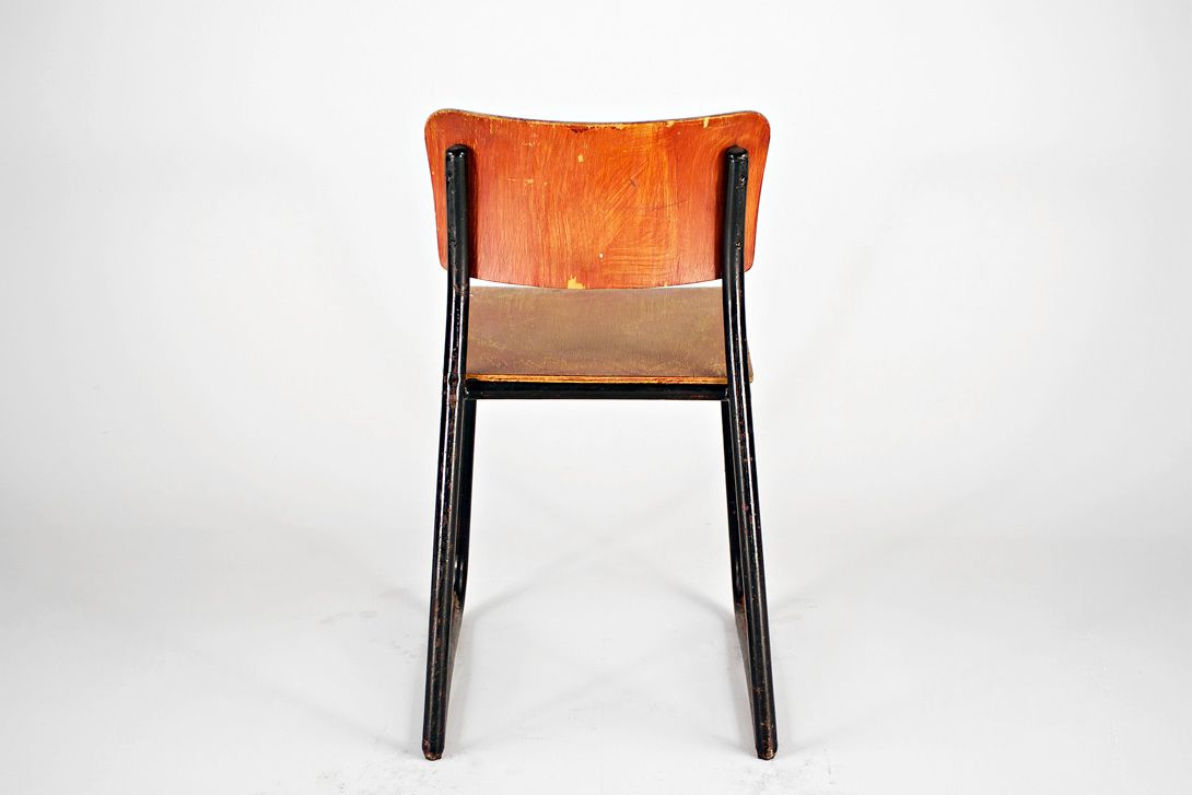 Foto Slender Industrial Chair, Wooden Maroon Brown Backrest and Seat, Sturdy Black Metal Base, France 1939