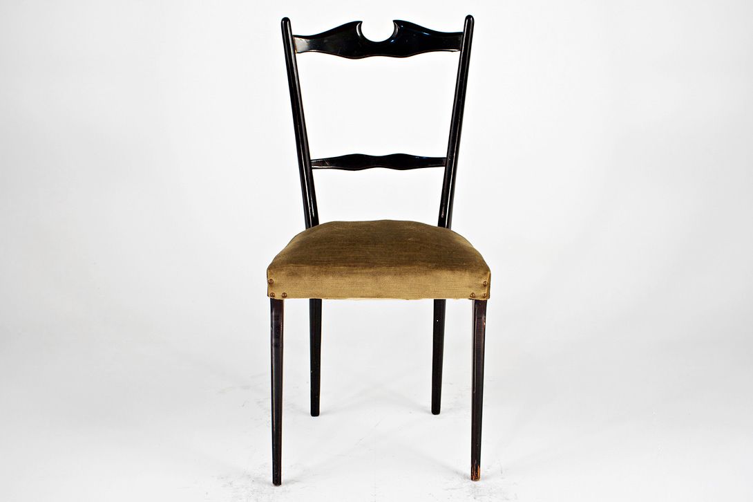 Foto Black Dining Chair with Olive Velvet Seat