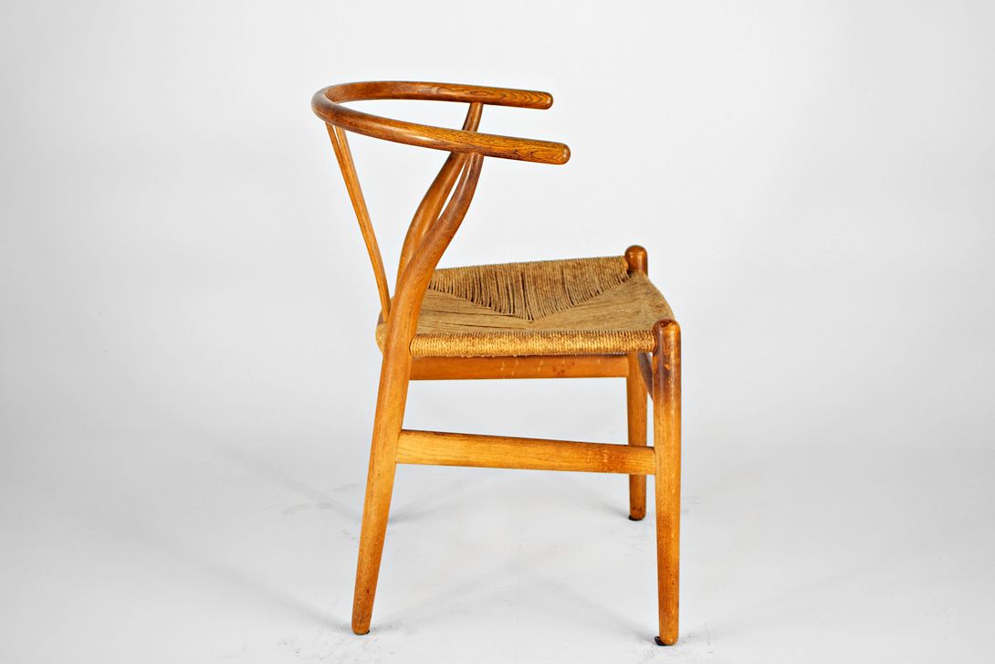 Foto Hans J. Wegner Y-Chair Denmark 1965