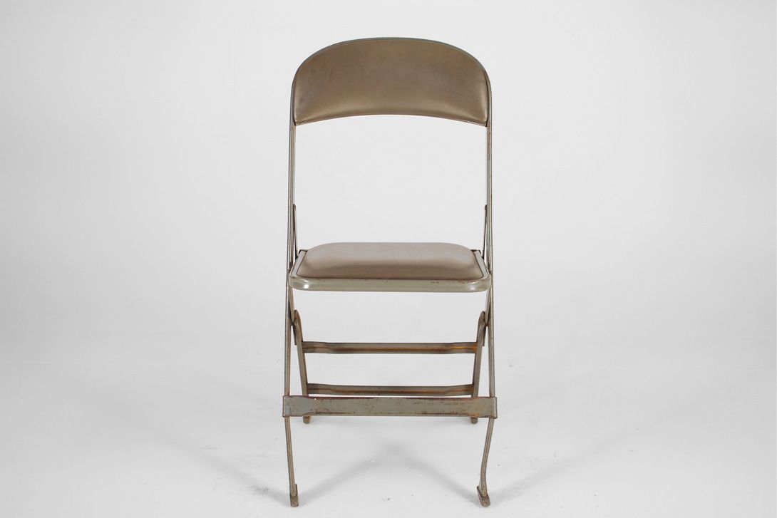 Foto Krueger Style Folding Chair
