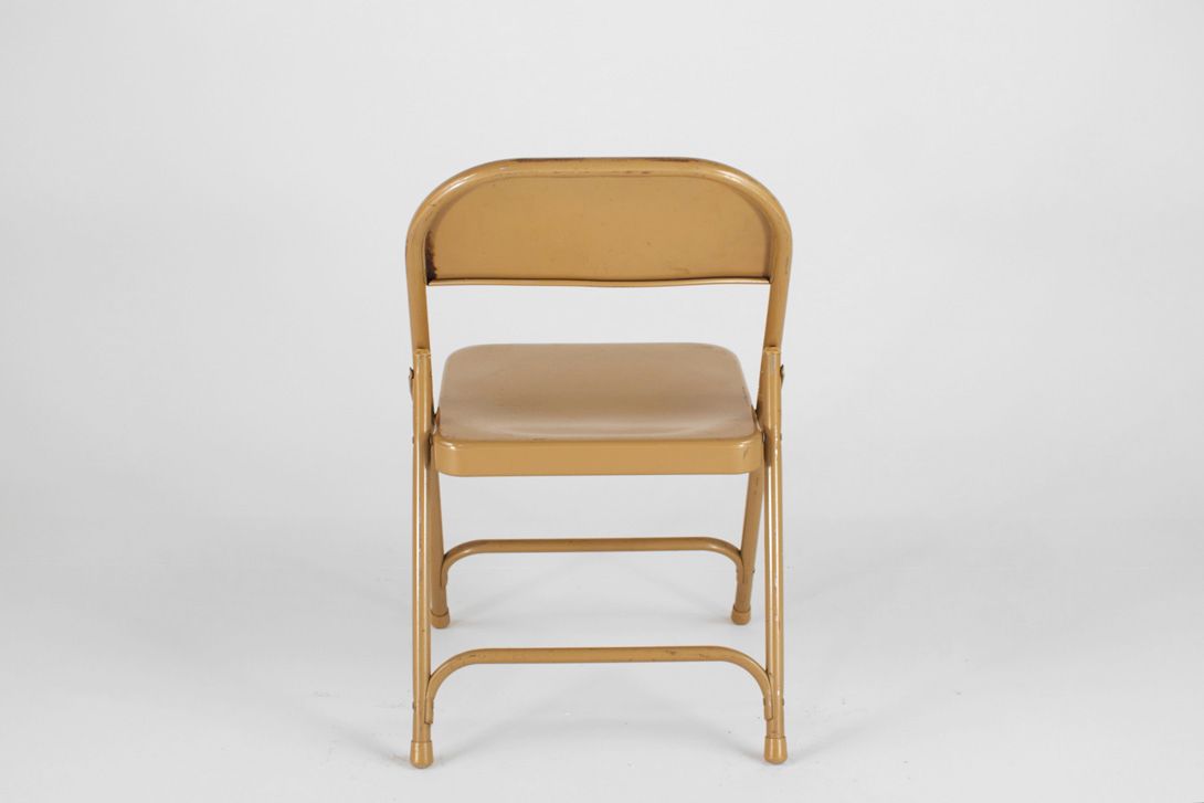 Foto Brown Krueger 100 Series Folding Chair
