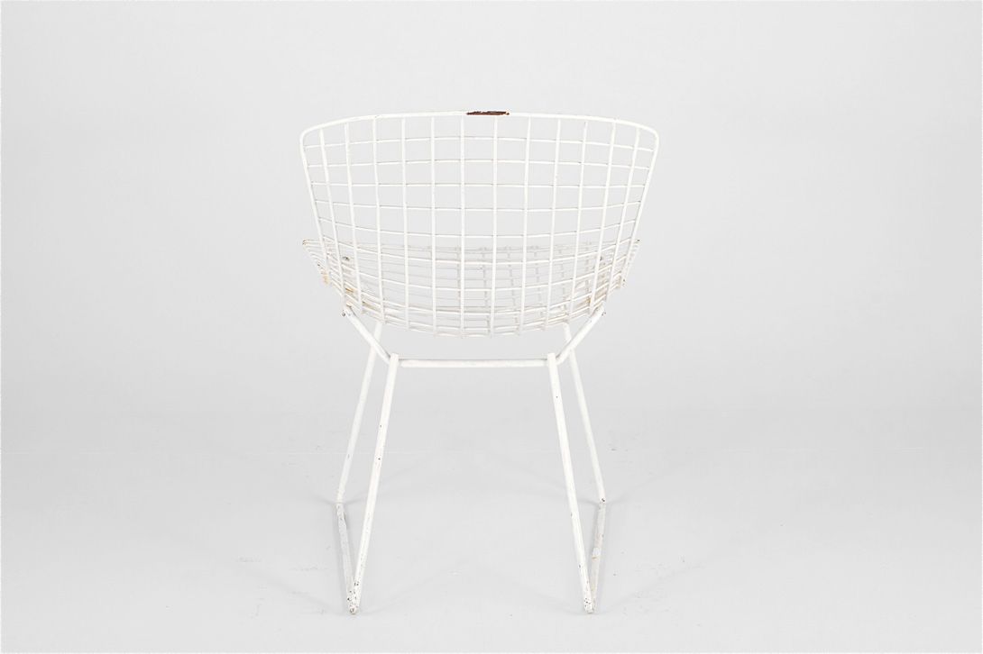 Foto Plain White Bertioa Side Chair