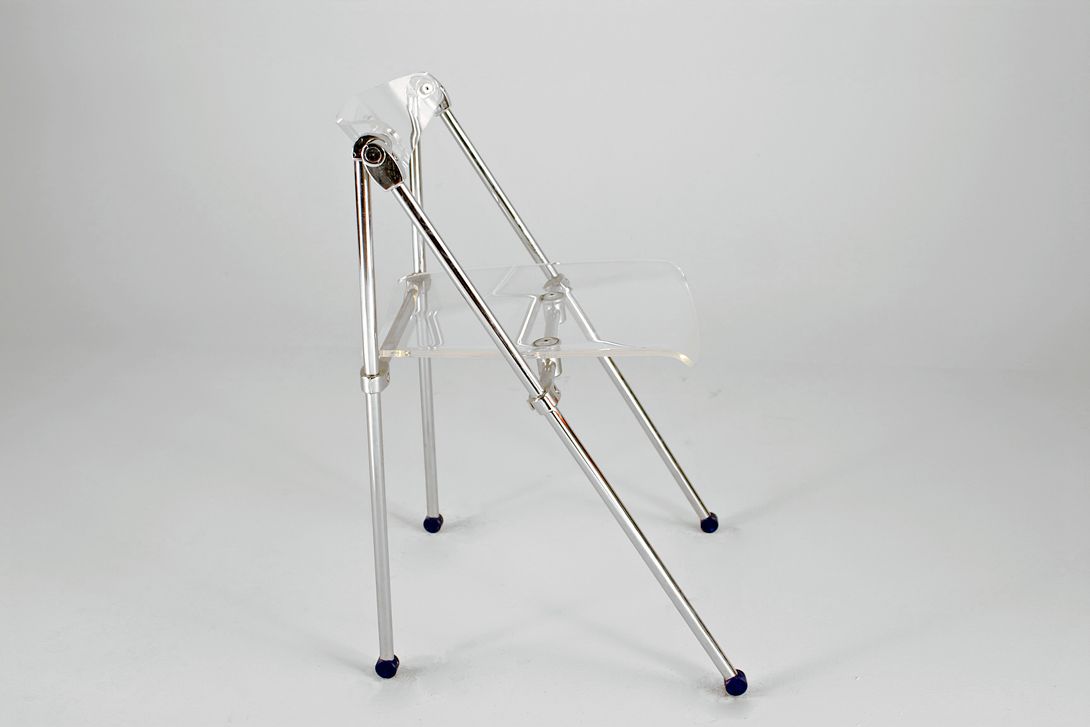 Foto 1960s Transparent Acrylic Folding Chair with Chrome Frame