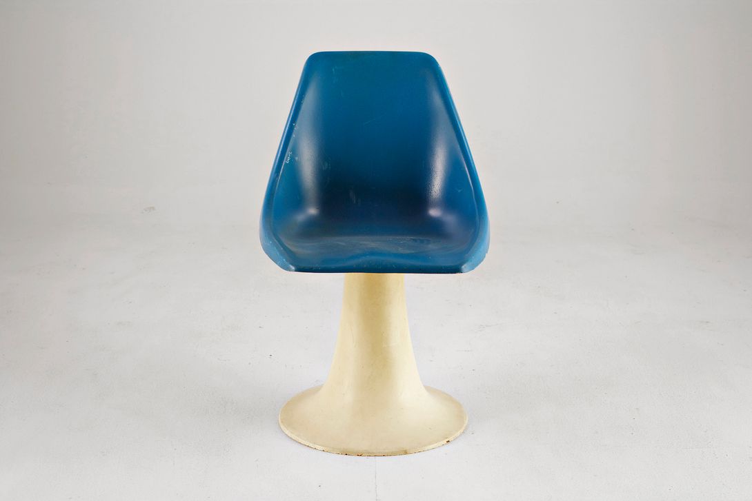 Foto GDR Design Plastic Chair Blue