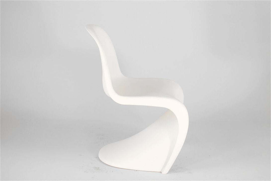 Foto Snow White Panton Chair, 3rd Generation Polyethylen