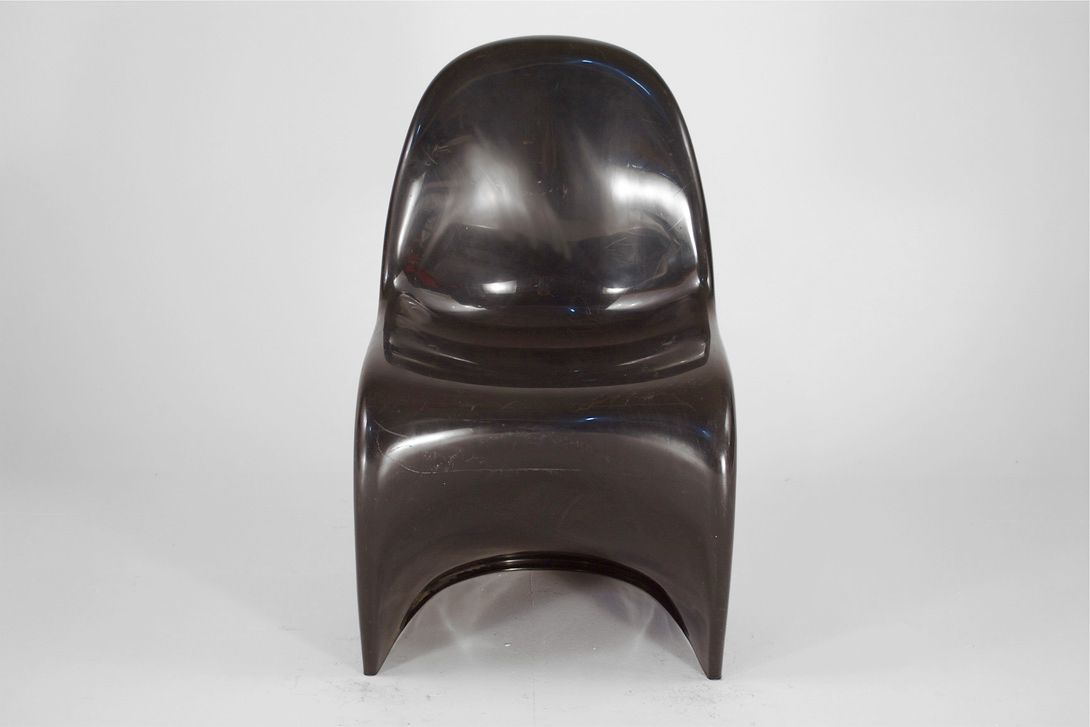 Foto Pitch Black Panton Chair, Polyurethane
