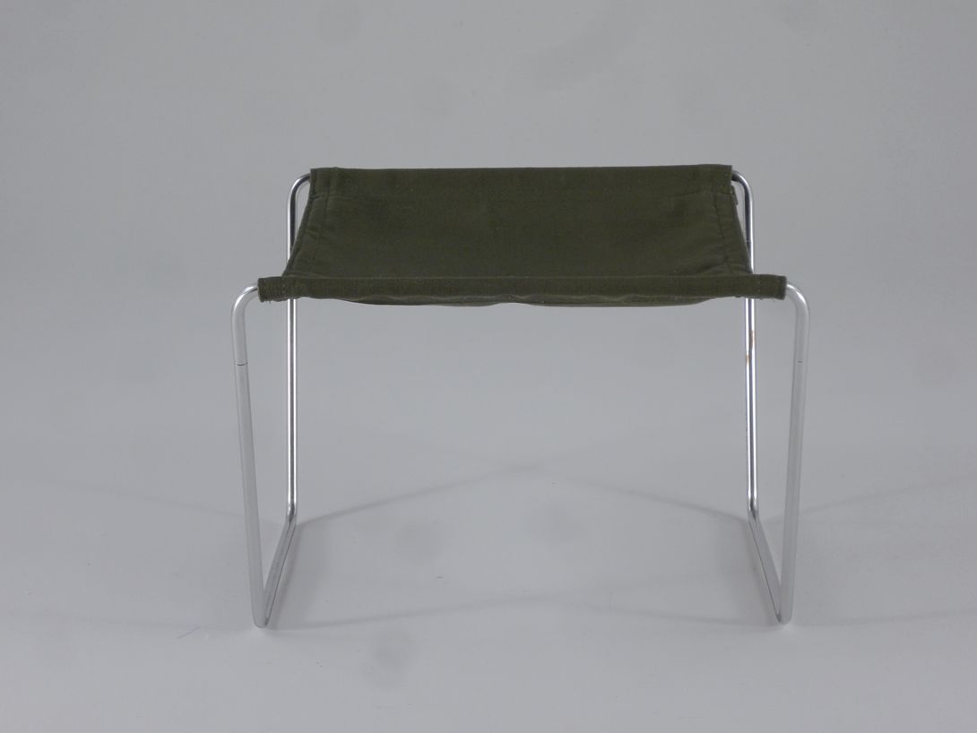 Foto Bachelor Chair Footrest
