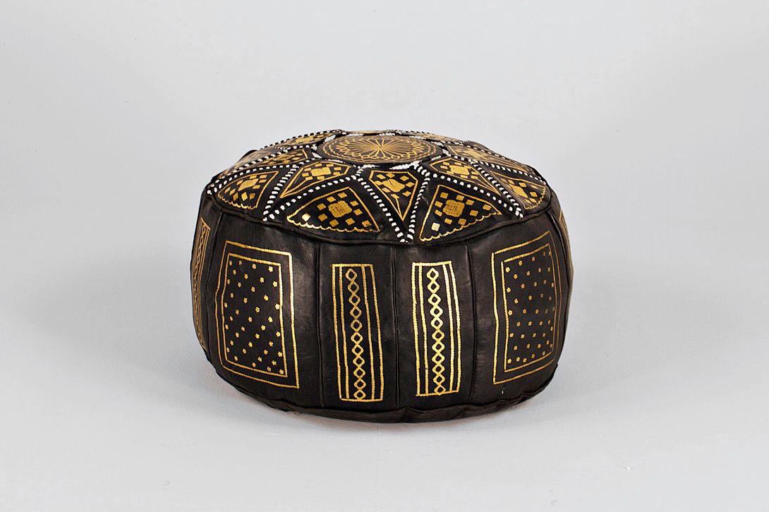 Foto Oriental Leather Floor Seat Cushion, Black with Golden Star Pattern