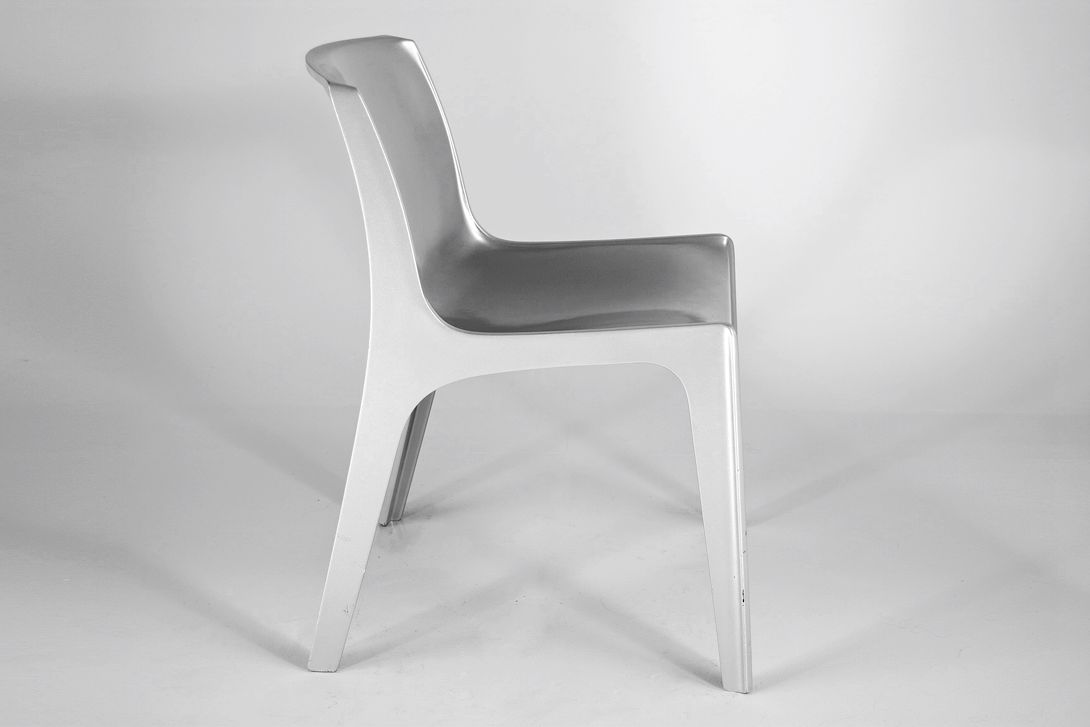 Foto Shiny Silver GDR Plastic Chair Inspired by Bellini, 1968