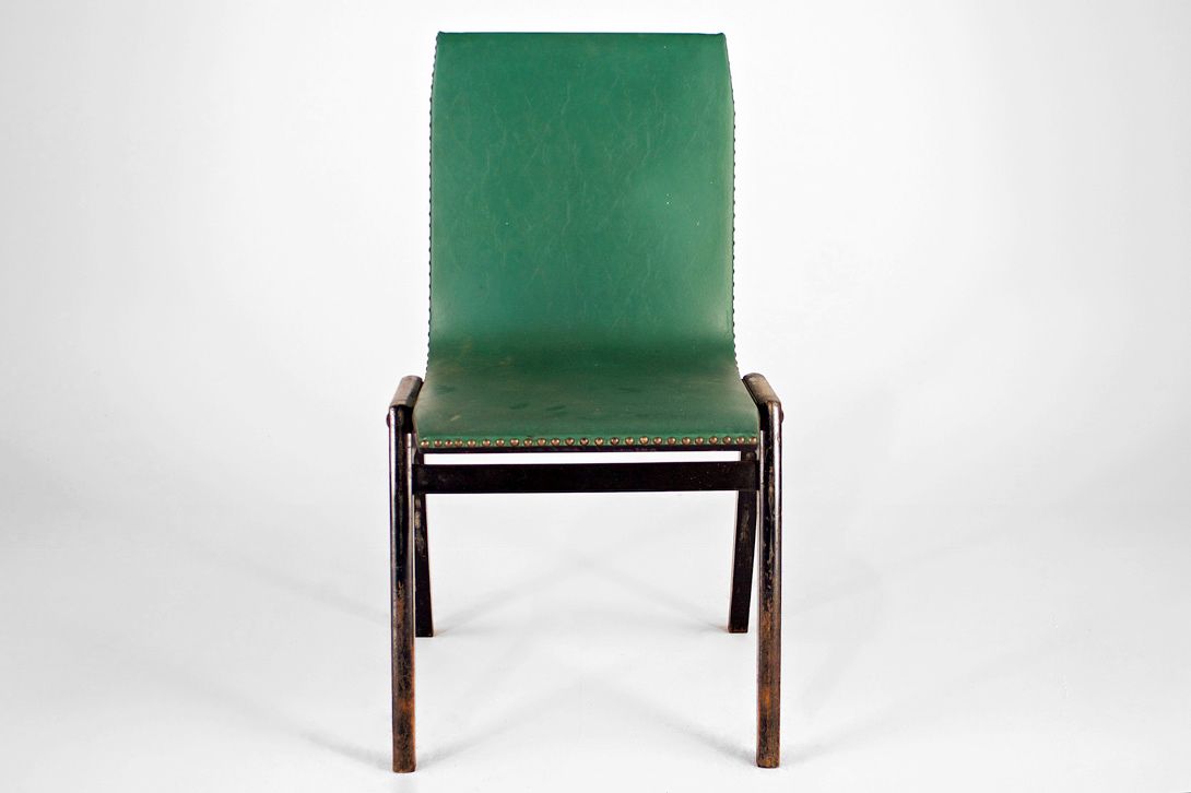 Foto Roland Rainer Stacking Chair