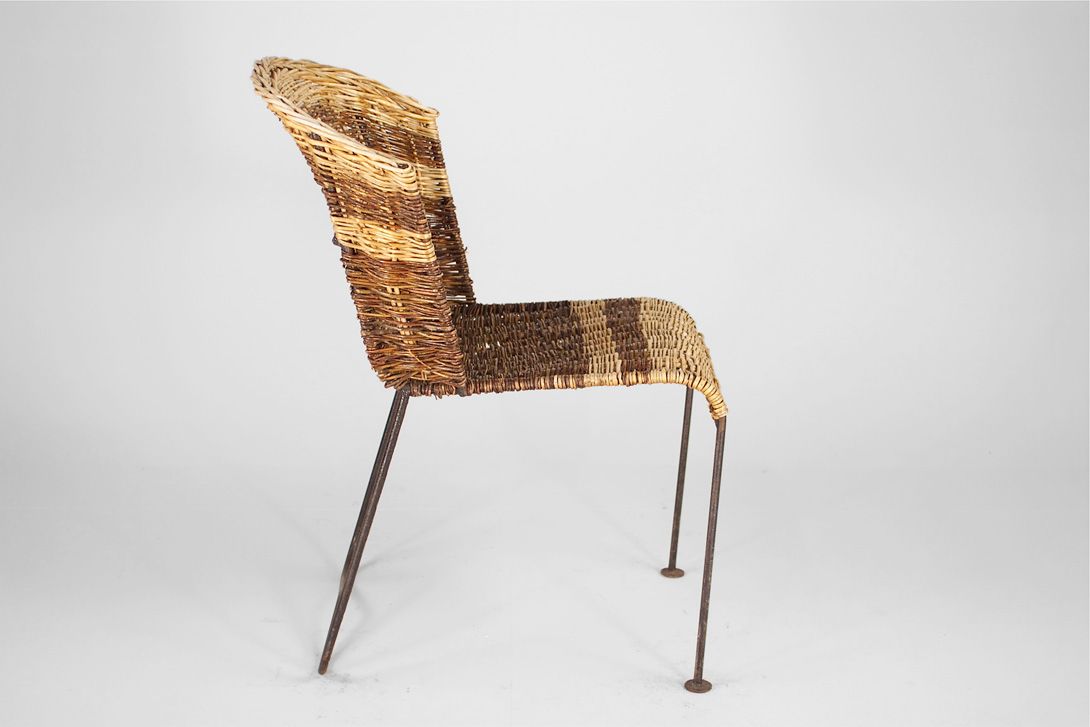 Foto Bicolor Basket Chair with Metal Frame