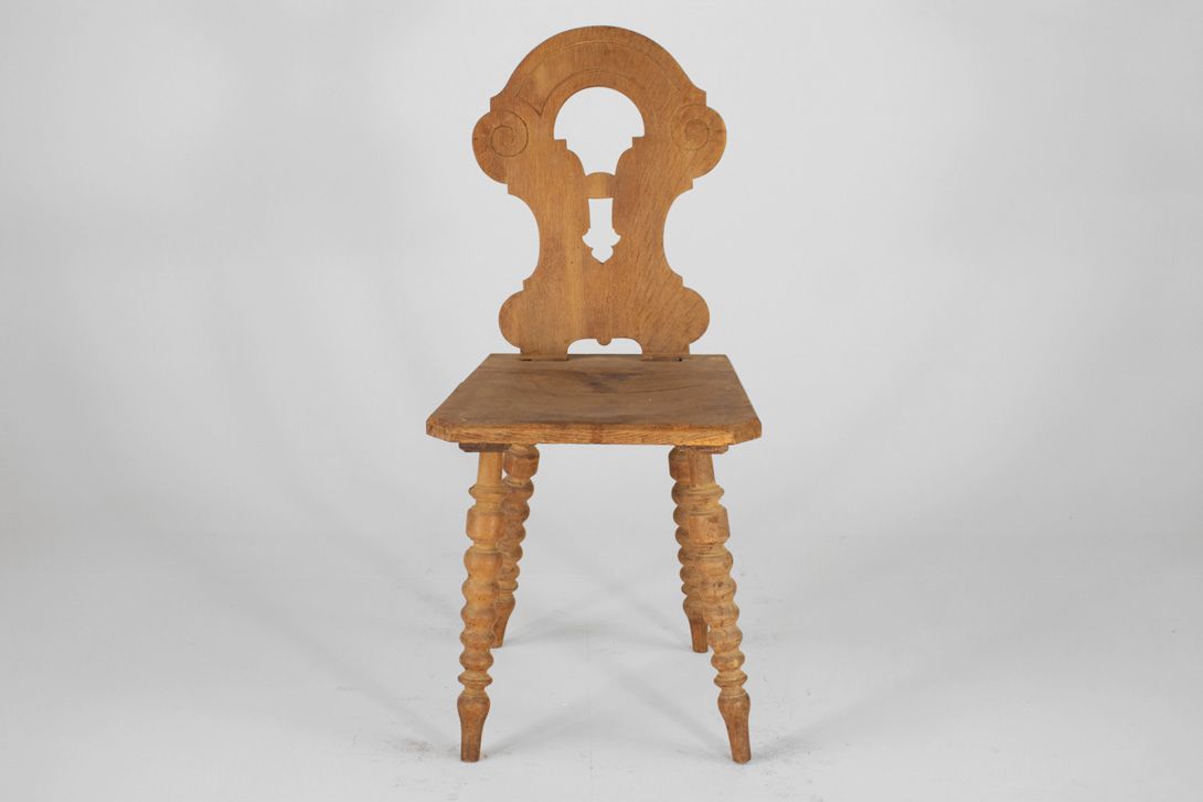 Foto Black Forest Wooden Kitchen Chair 1895