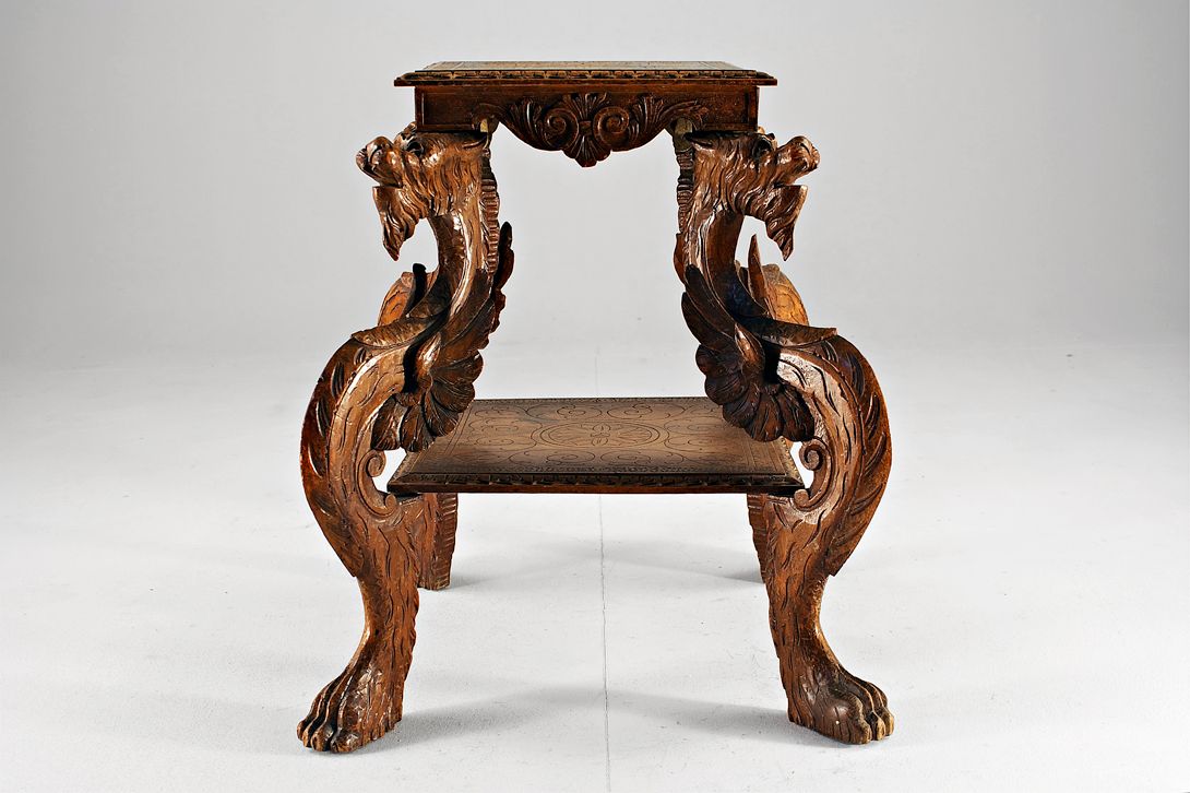 Foto Dragon Side Table Chinese Historism Germany 1885 h61x71x71