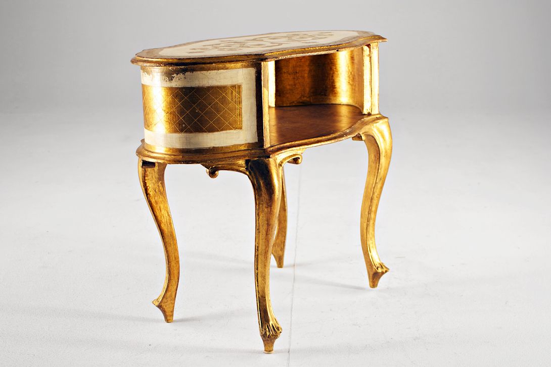 Foto Golden Baroque Style Side Table h64x36x54