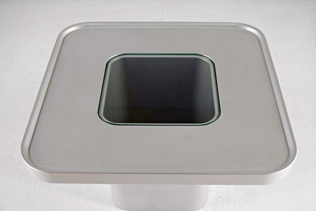 Foto Coffee Table with Bottle Box &#038; Glass GDR 1975 h40x70x70