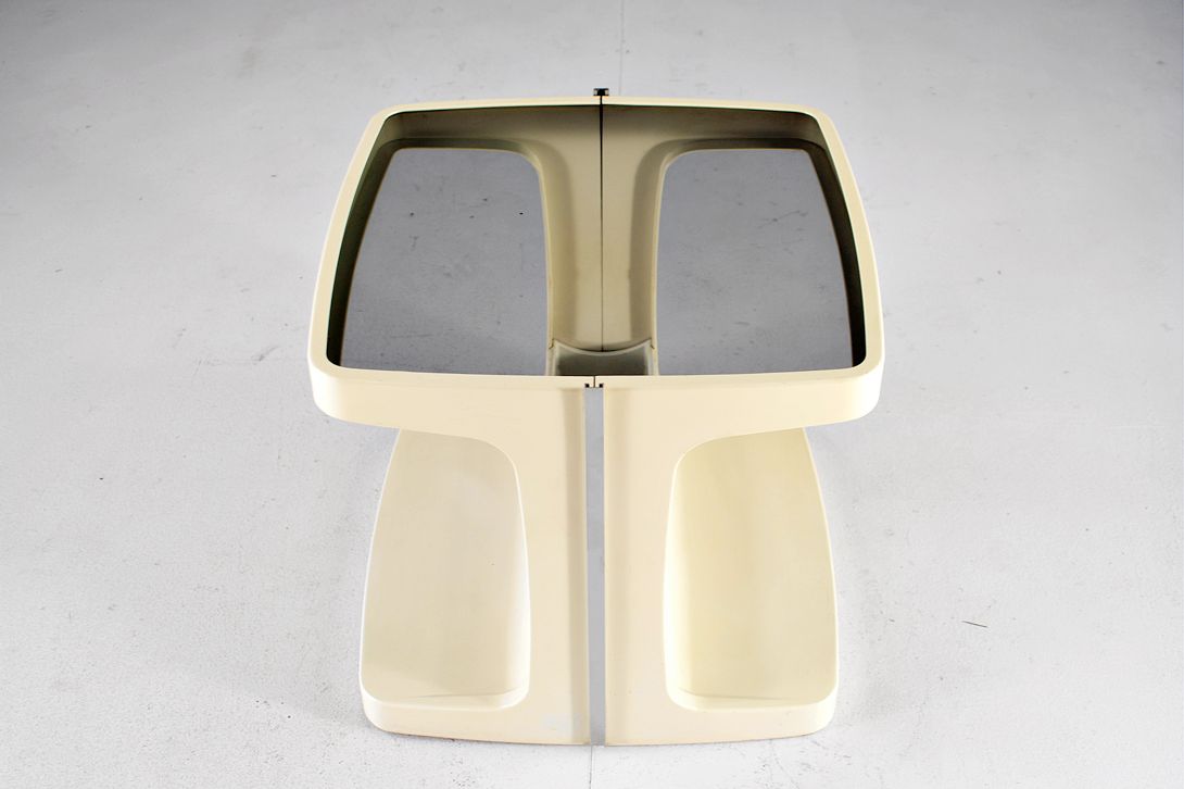 Foto Plastic Side Table h45x50x50