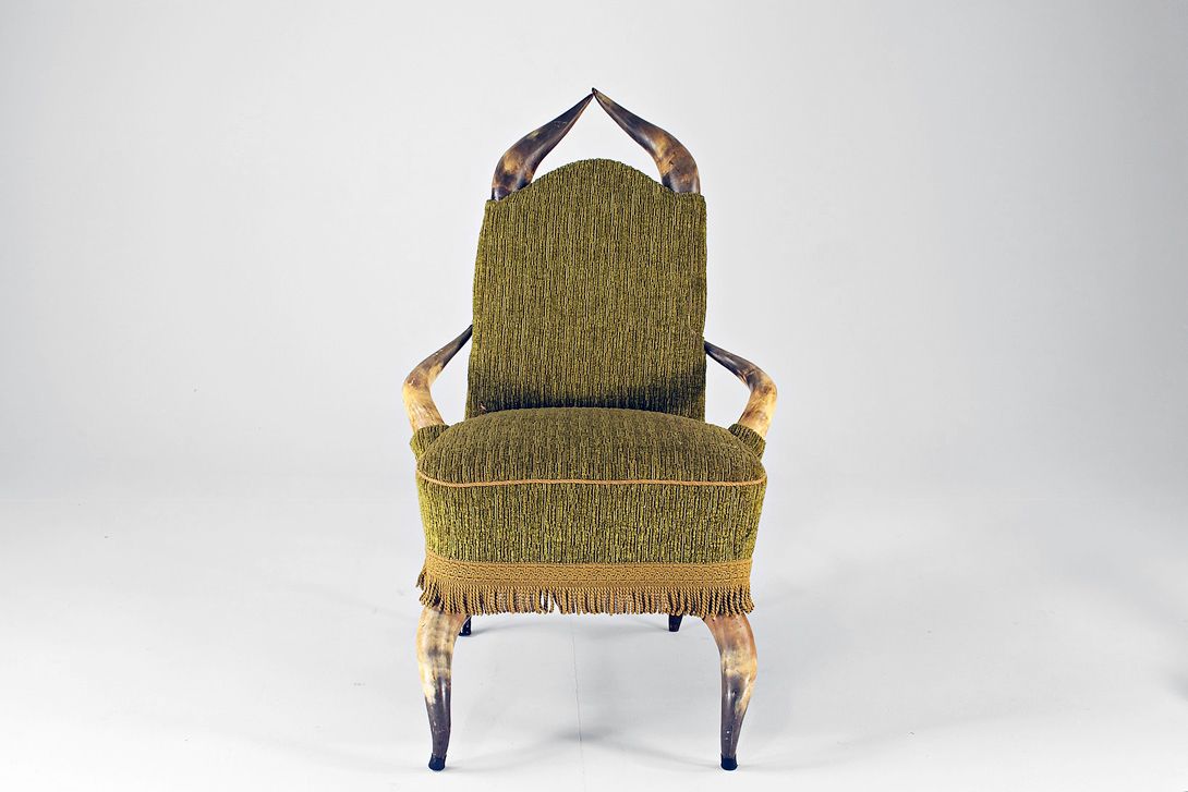 Foto Wilhelminian Bullhorn Chair