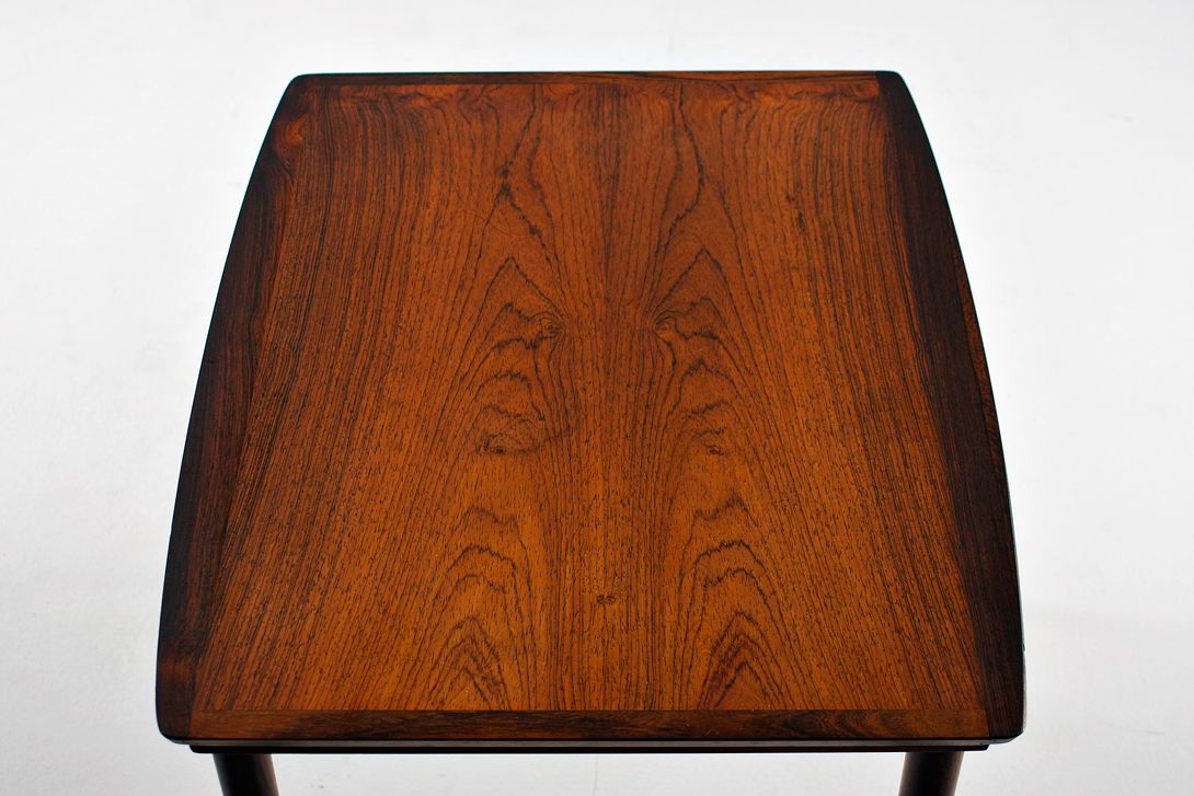 Foto Set of Rosewood Nesting Tables h46x55x44