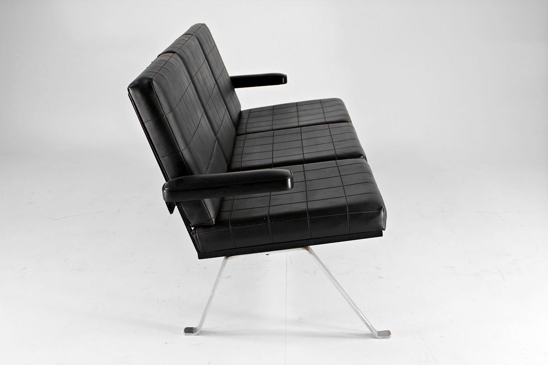 Foto Black Leather Sofa Euro Chair