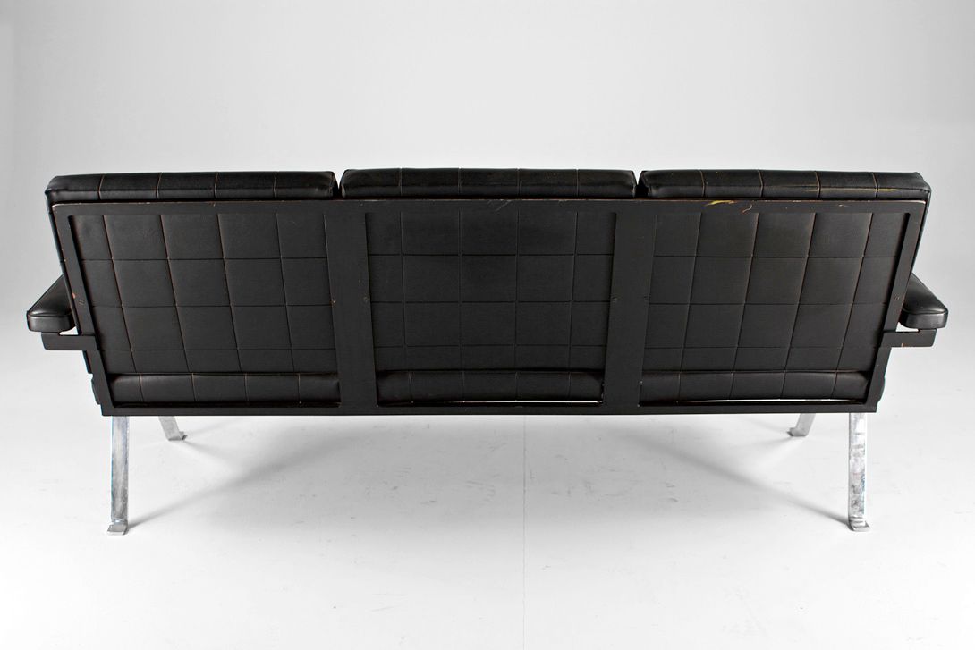 Foto Black Leather Sofa Euro Chair