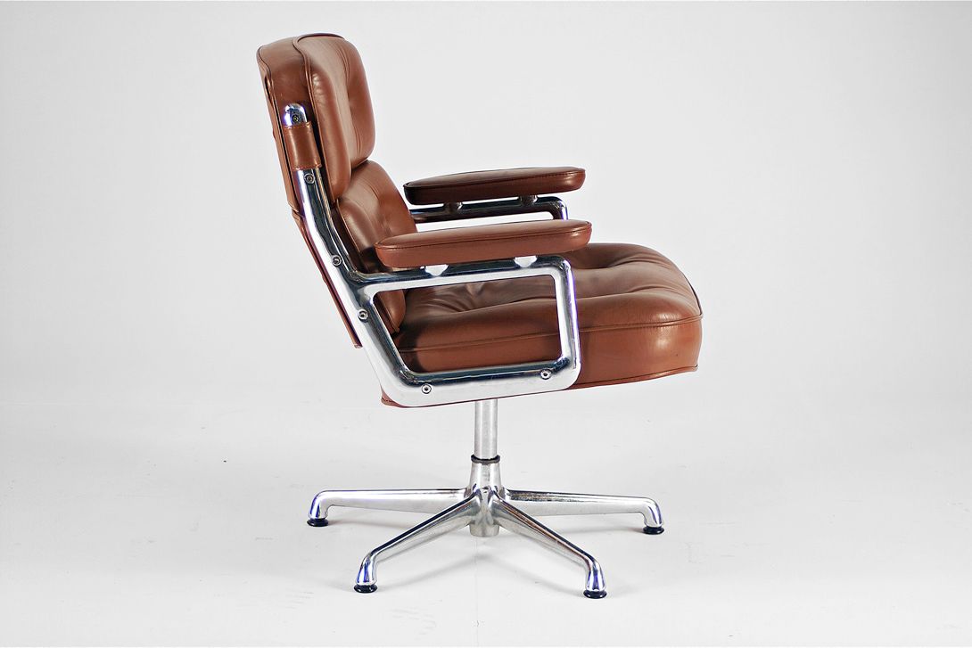Foto Brown Executive Lobby Chair