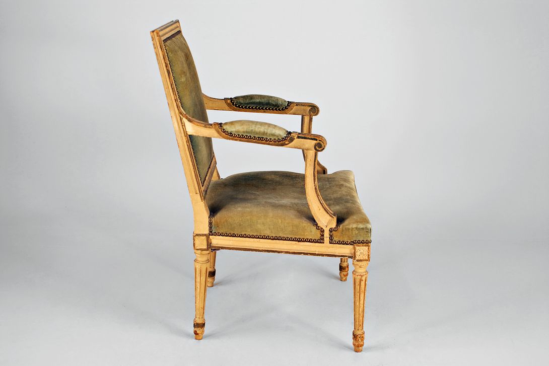 Foto Period Furniture Armchair
