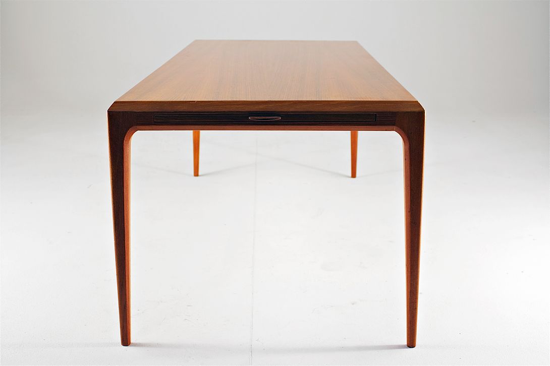 Foto Massive Teak Scandinavian Coffee Table 1964 h50x136x60