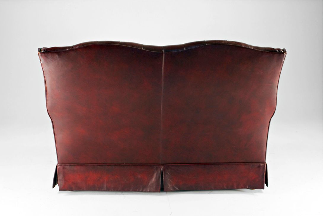 Foto Dark Burgundy Chesterfield Sofa 1959 h95x135x80