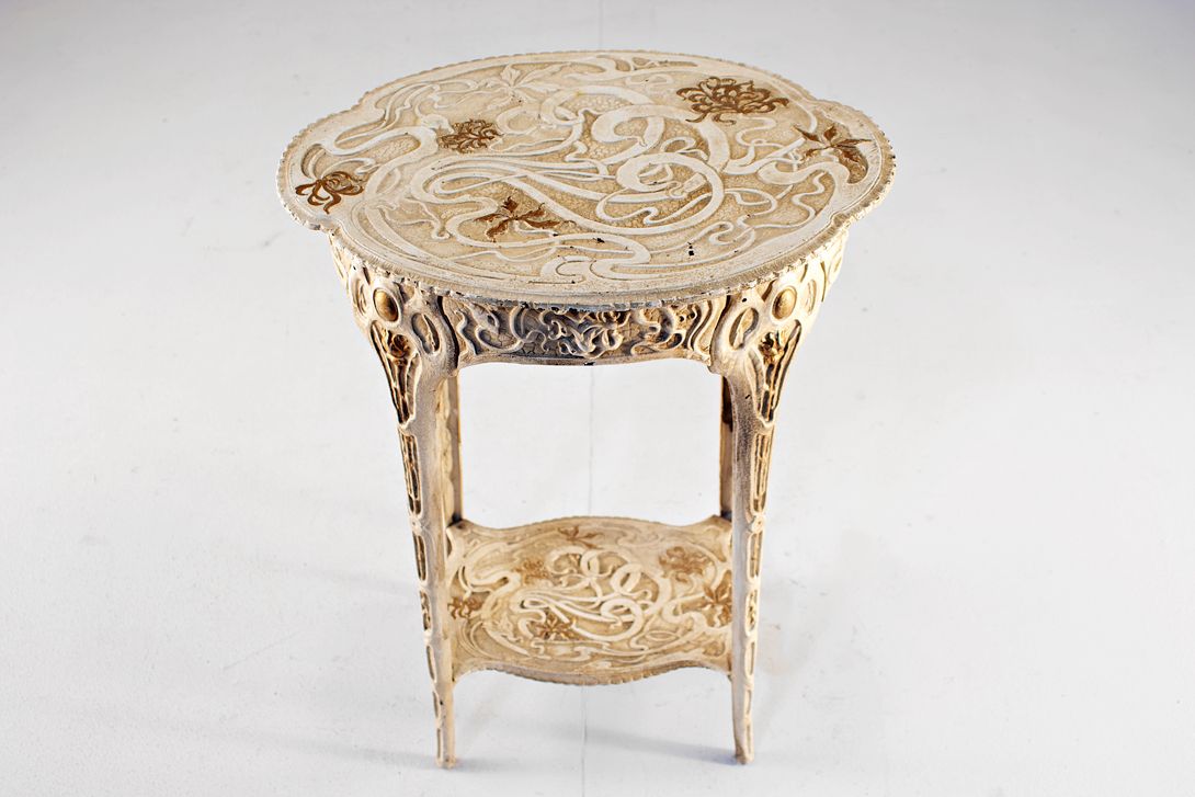 Foto Art Nouveau Metal Garden Side Table h60x47x36