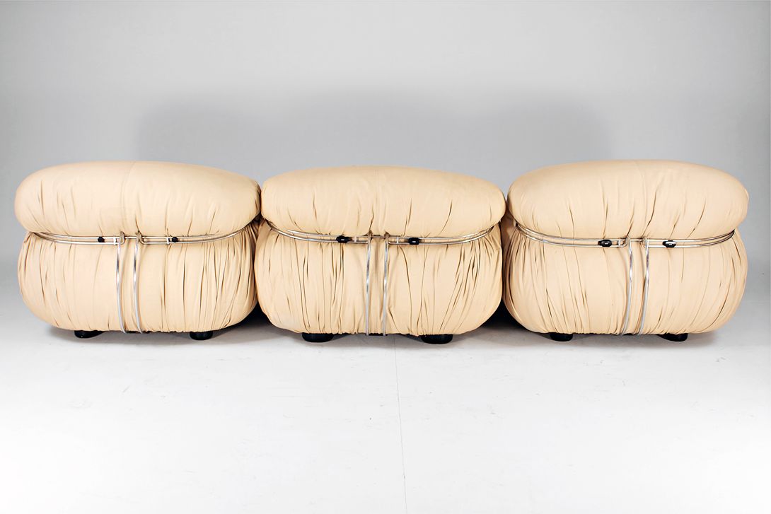 Foto Soriana Settees Tobia Scarpa for Cassina 5 Seats h65x100x100