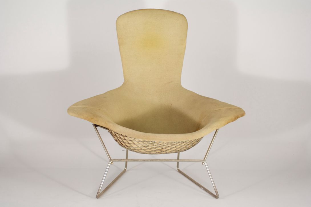Foto Bird Chair Harry Bertoia with Beige Upholstery
