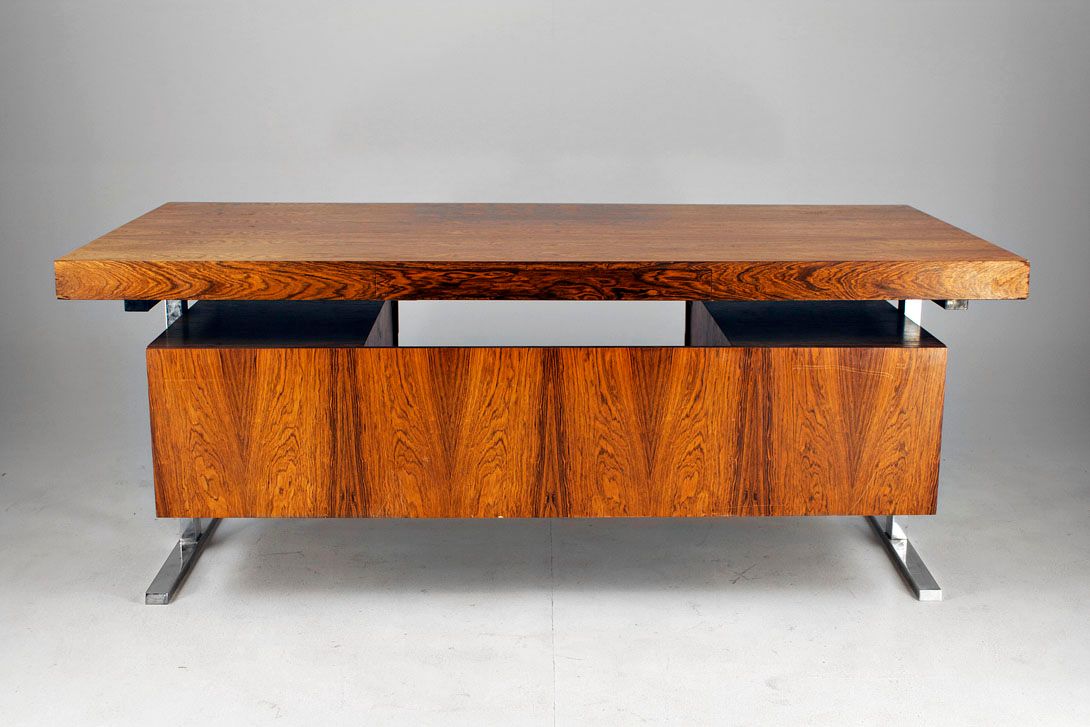 Foto German Rosewood Desk with Chrome Frame 1965 h77x200x100
