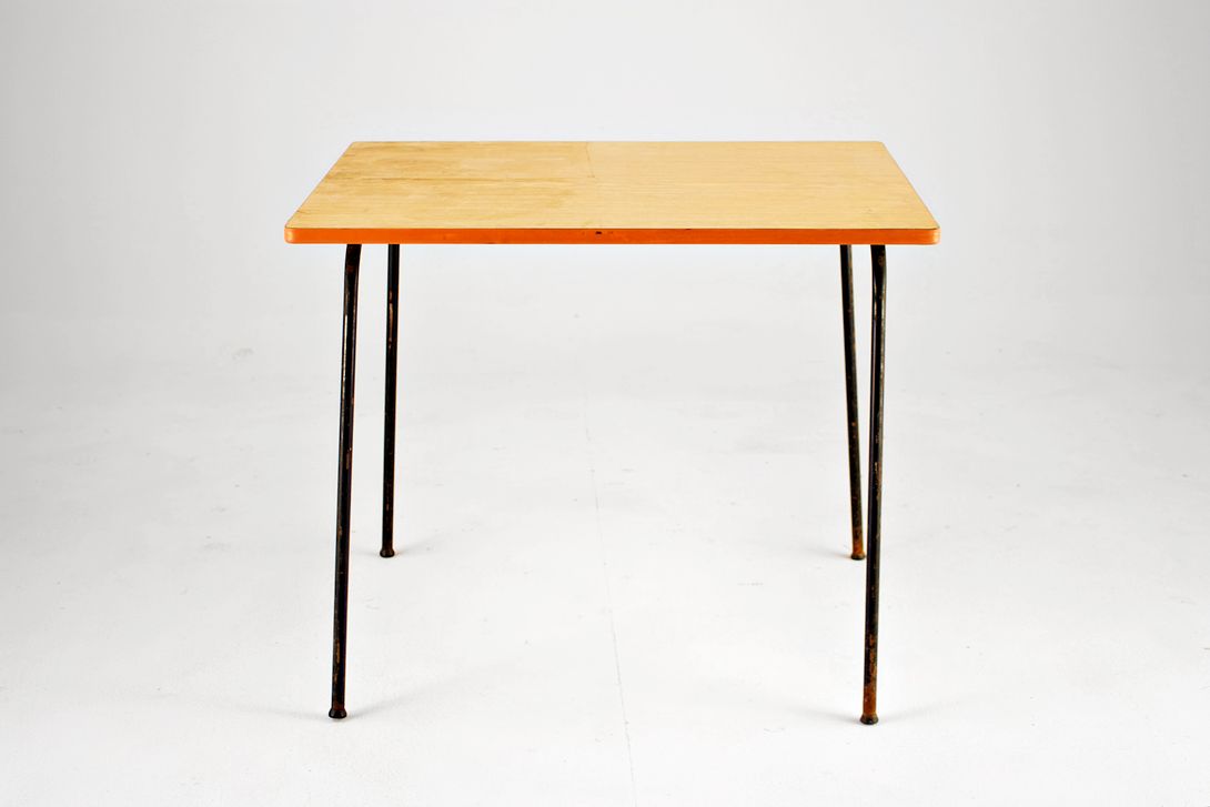 Foto Simple Kitchen Table Germany 1967 h66x80x60