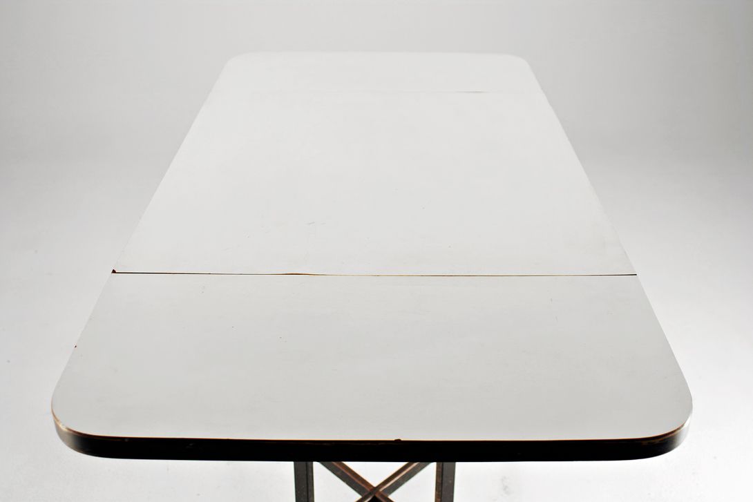 Foto Extendable Italian Black Metal Kitchen Table with White Top h75x70x55