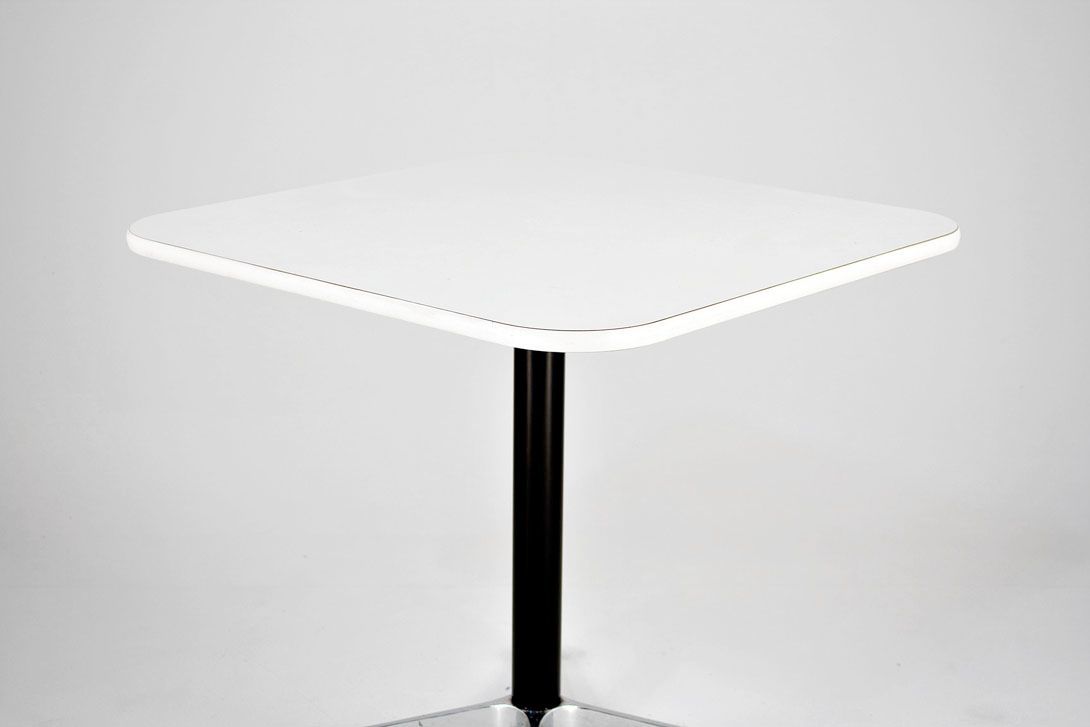 Foto Hermann Miller Table h71x73x73