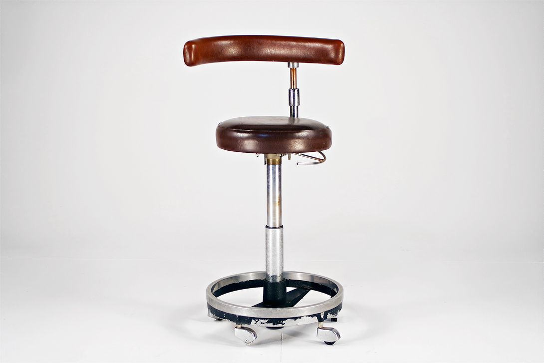 Foto Swiveling Leather Bar Stool