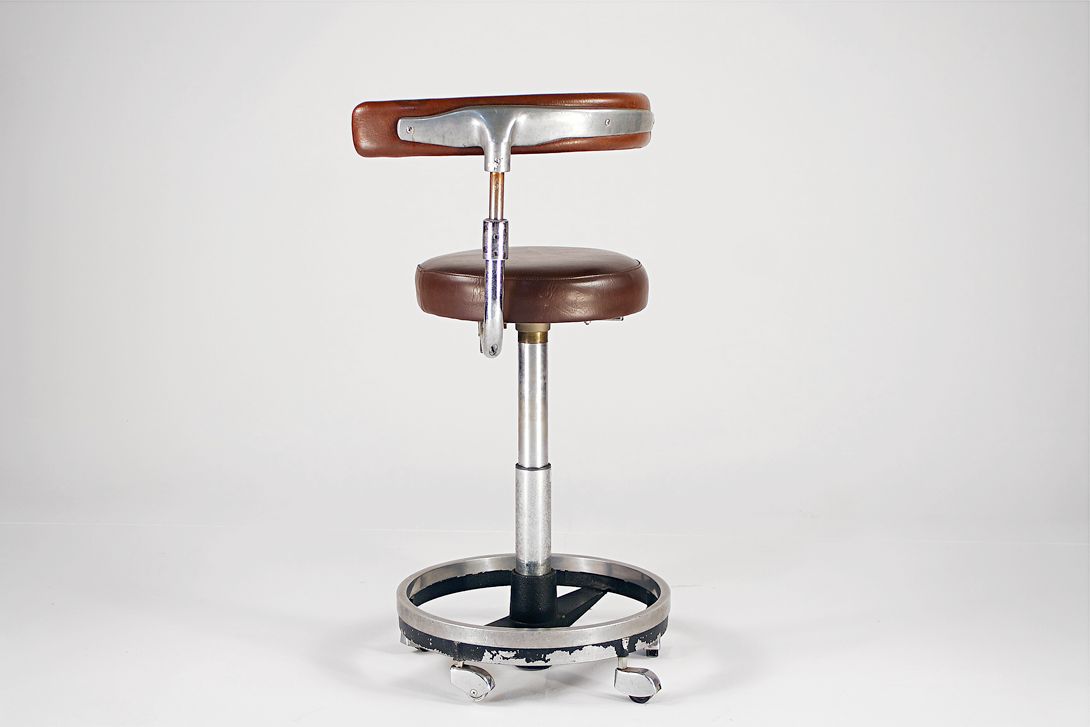 Foto Swiveling Leather Bar Stool