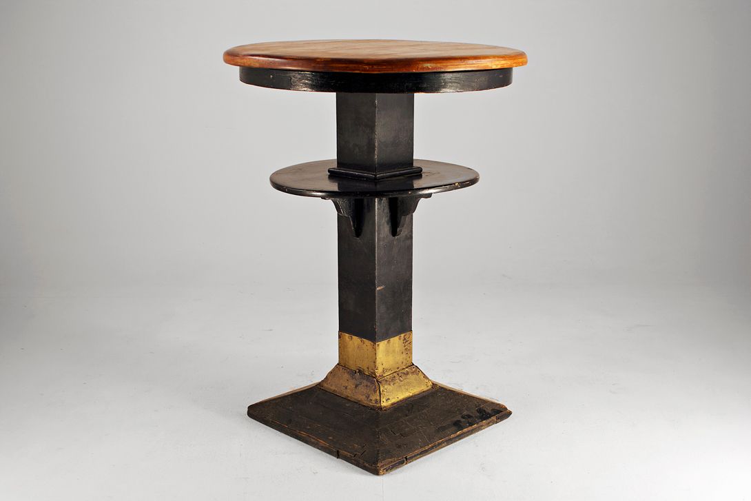 Foto Wilhelminian High Table 1880 h110x85