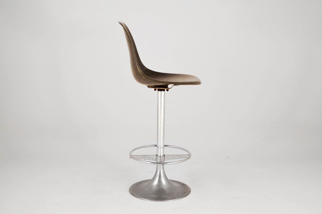 Foto Eames Side Chair High Stool