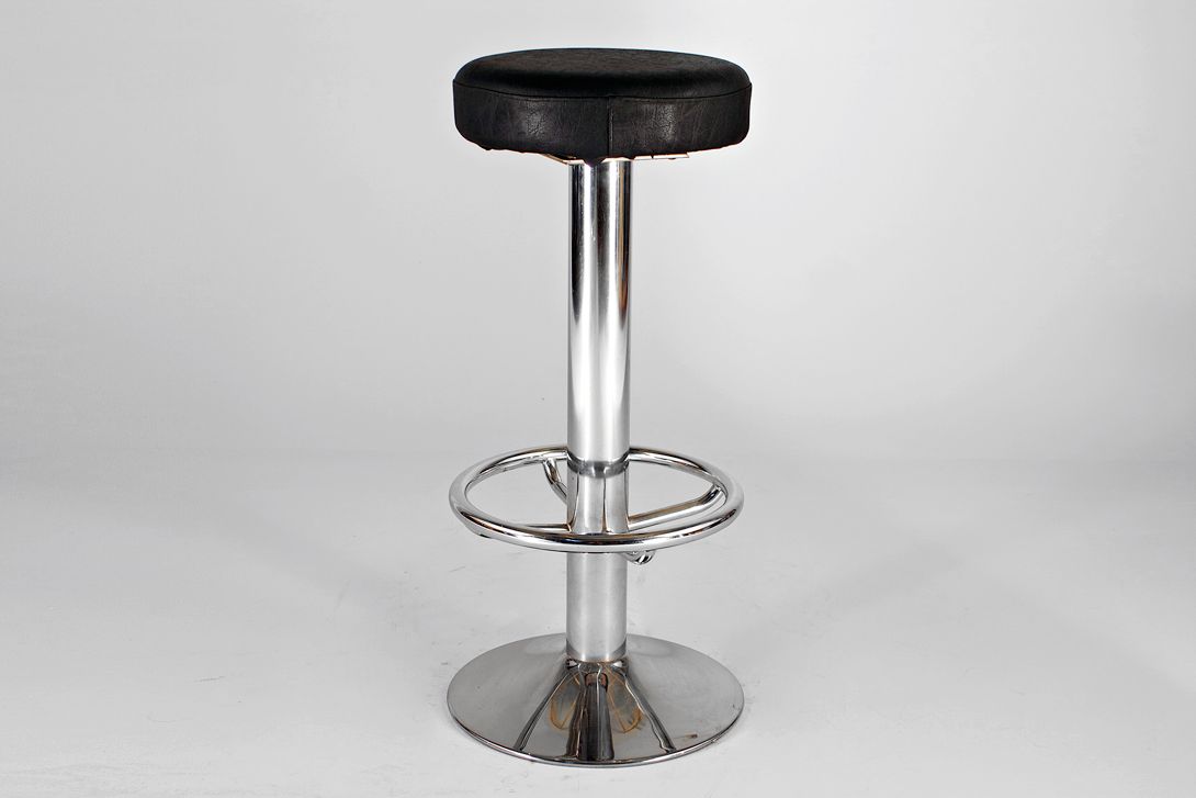 Foto Bar Stool Leather Seat on Chrome Base 1969
