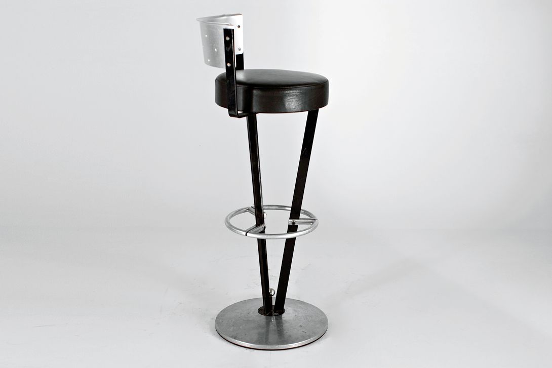 Foto Functionalist Leather Bar Stool 1950