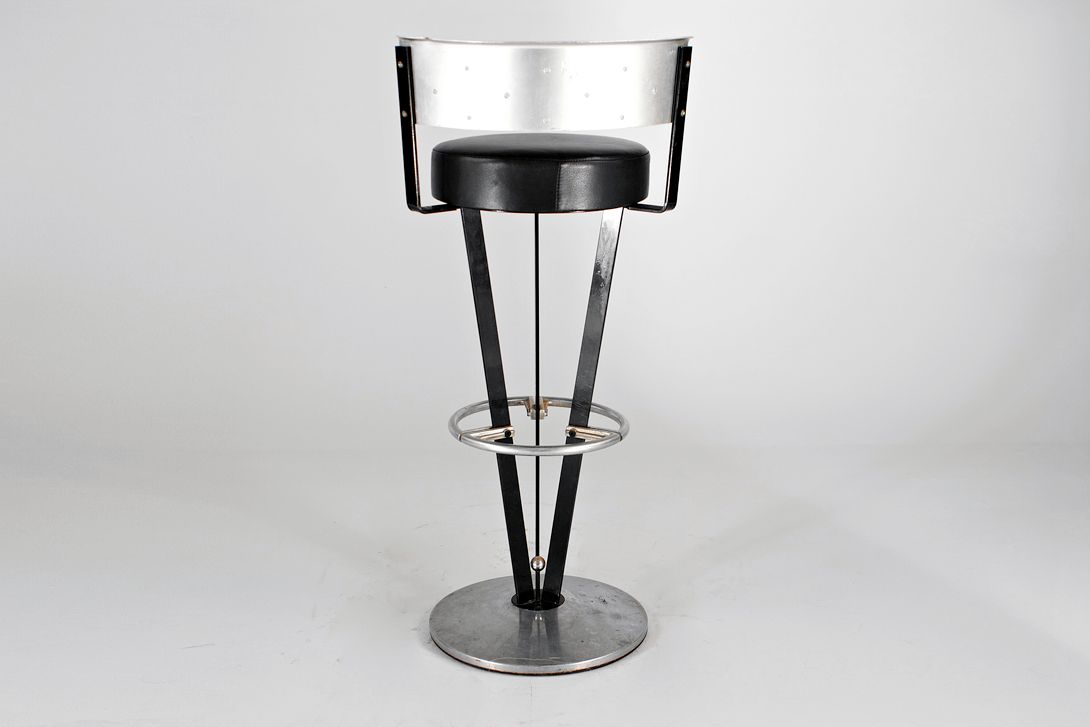 Foto Functionalist Leather Bar Stool 1950