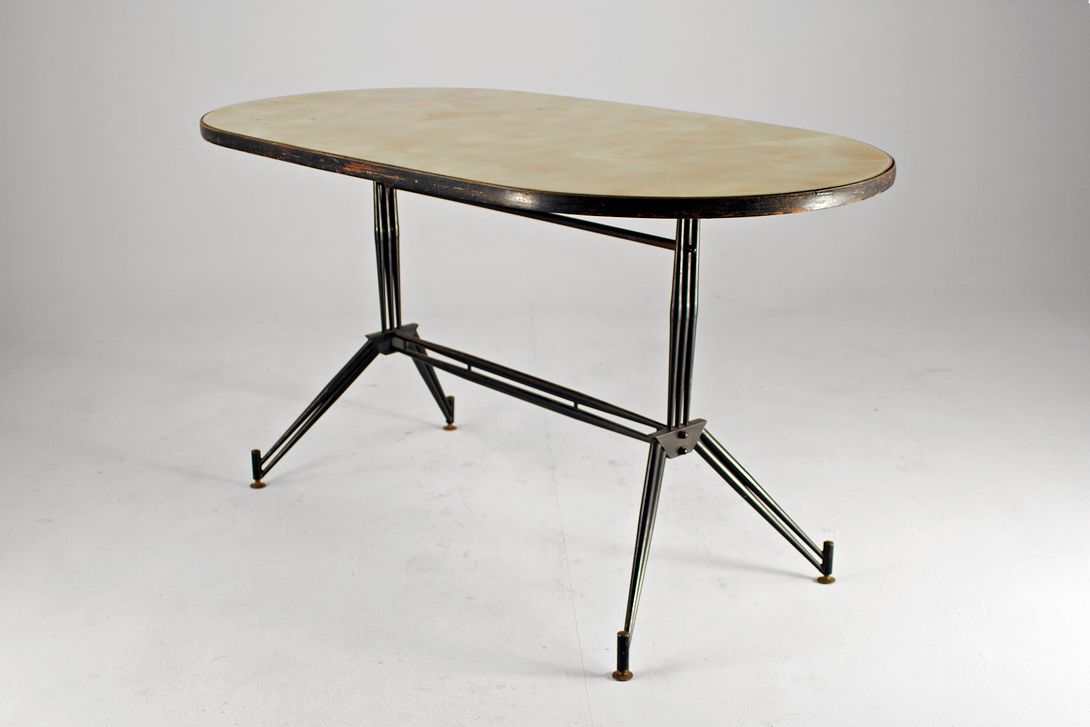 Foto Superelliptical Italian Dining Table 1950 h78x148x78