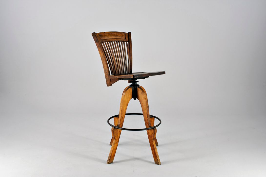 Foto Antique Office High Stool 1895